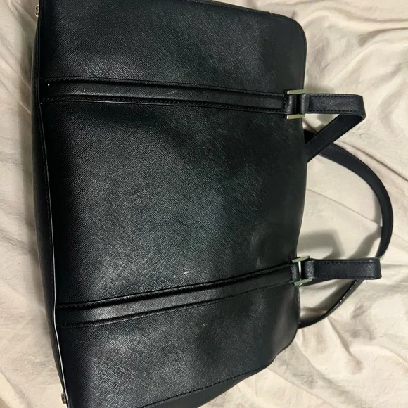 Kate Spade Black Shoulder Bag with Gold Accents - Picture 4 of 9